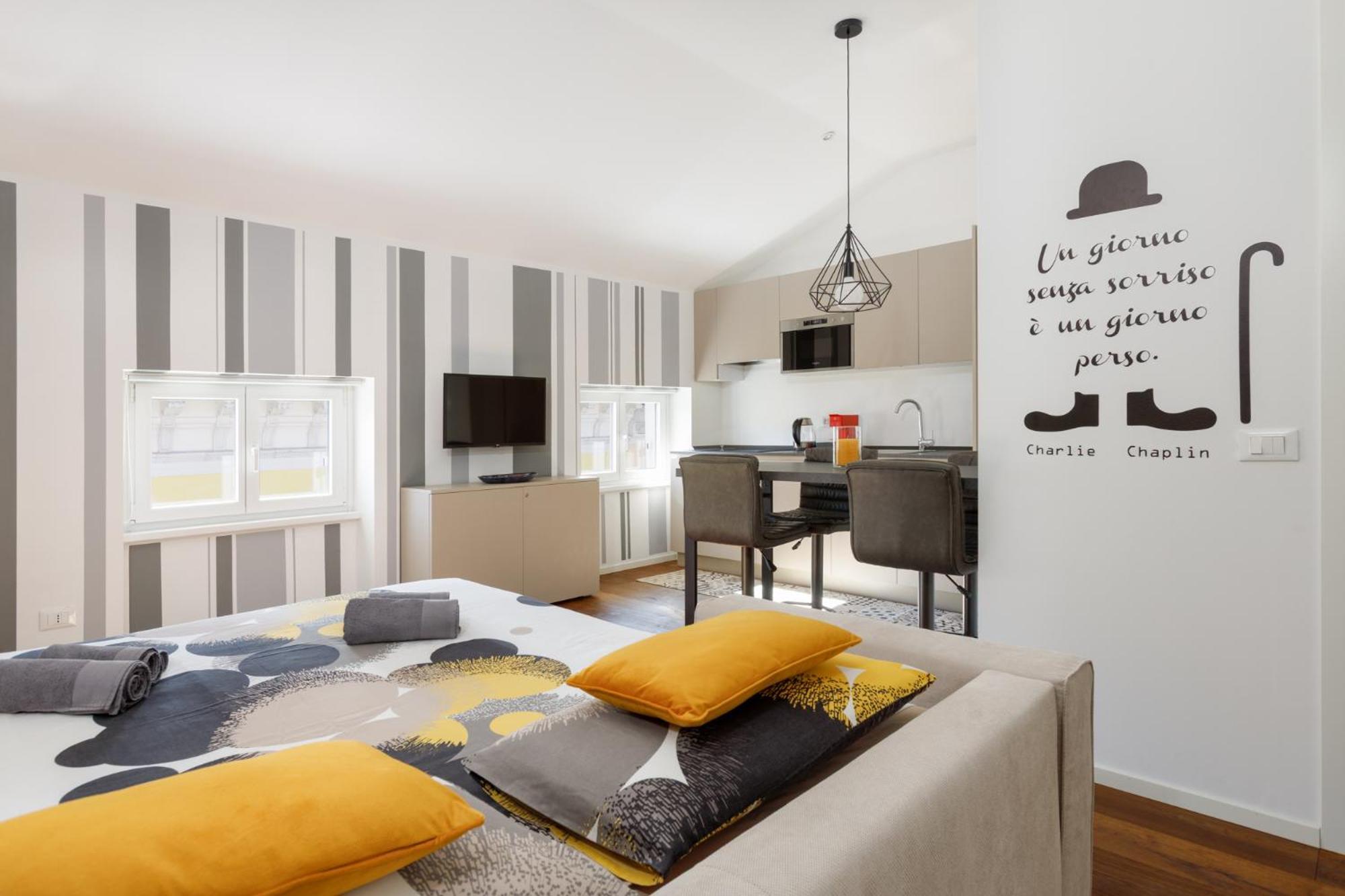 Central Trieste - Elegant City Stay Eksteriør billede