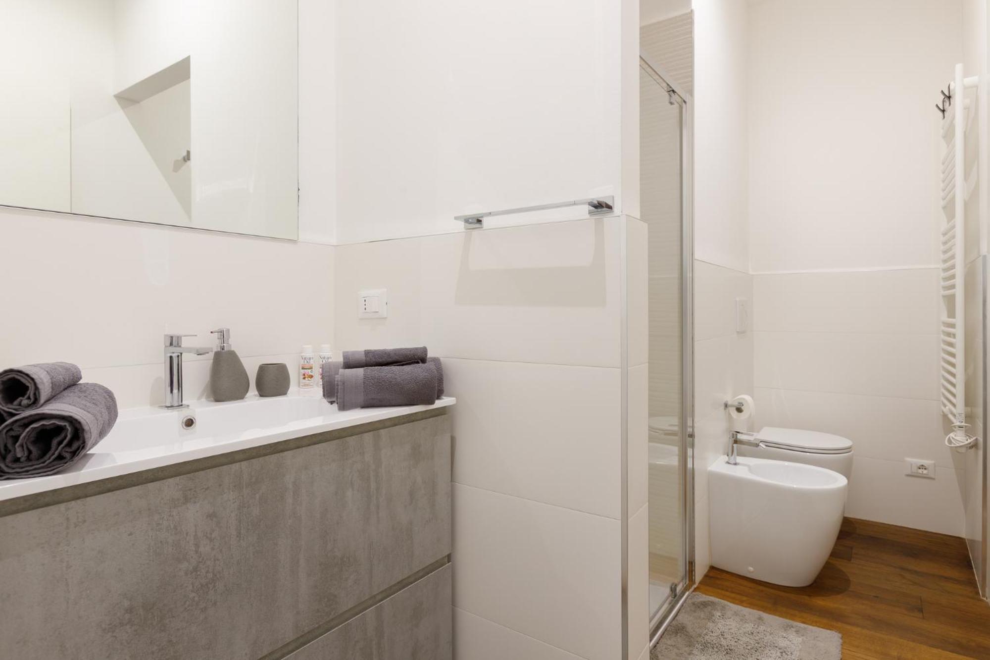 Central Trieste - Elegant City Stay Eksteriør billede